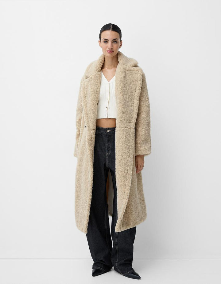 Women's Oversized Teddy Fur Winter Coat with Lapel and Button Front
