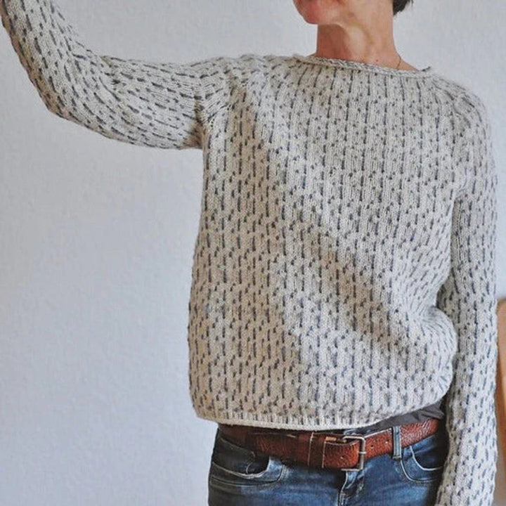 Women’s Round Neck Textured Knit Jumper with Ribbed Hem and Cuffs