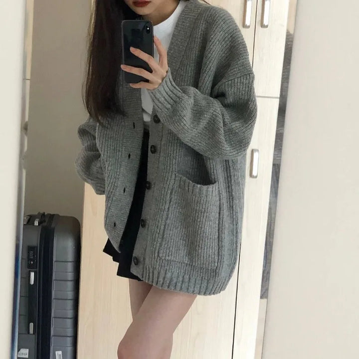 Women's Oversized Ribbed Cardigan with Drop Shoulders and Buttons