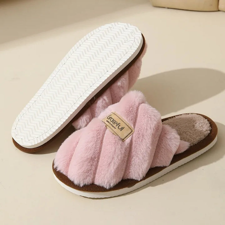 Women's Plush Slide Slippers with Soft Cushion and Indoor Comfort
