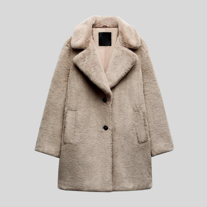 Women's Oversized Fur Winter Coat with Lapel Collar and Button Front