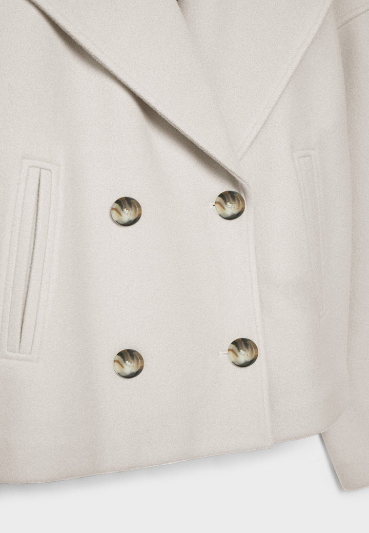 Women's Short Double-Breasted Winter Jacket with Wide Lapels