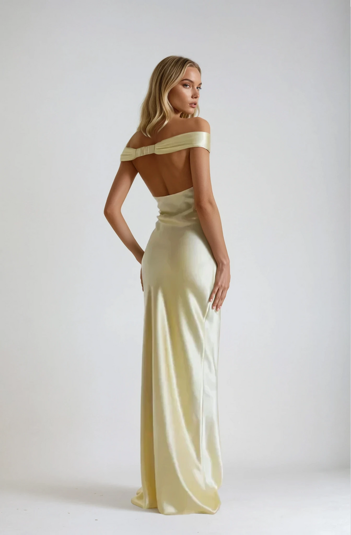 Women's Off Shoulder Fitted Maxi Dress with Sweetheart Neckline