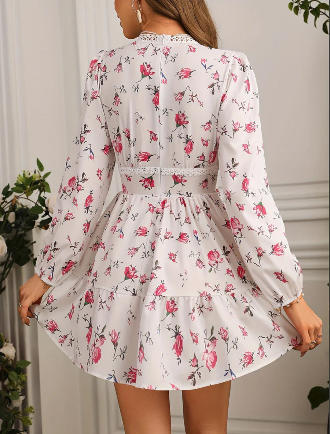 Women's V-Neck Floral Mini Dress with Long Sleeves and Ruffle Skirt